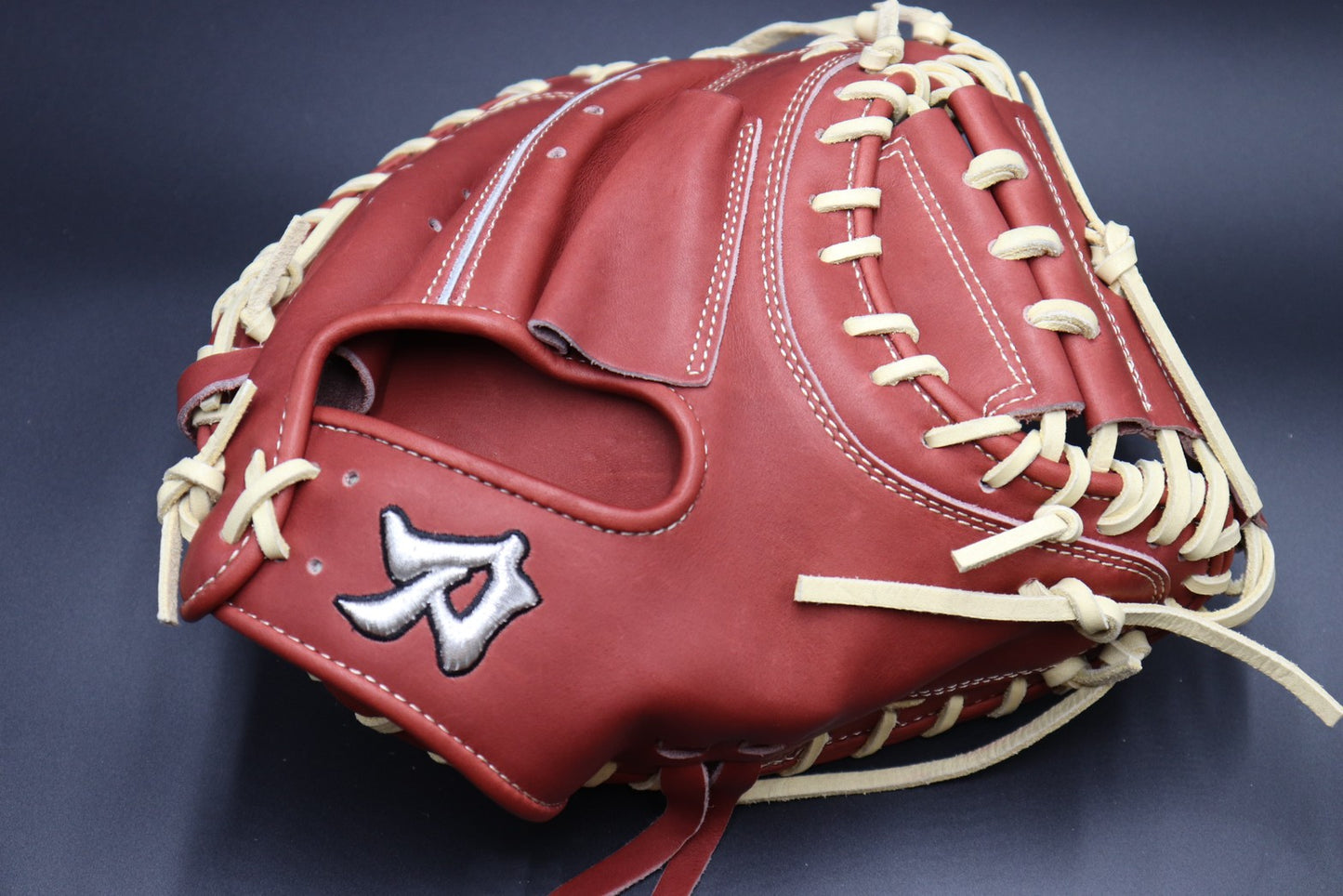 Katana Catcher's mitt