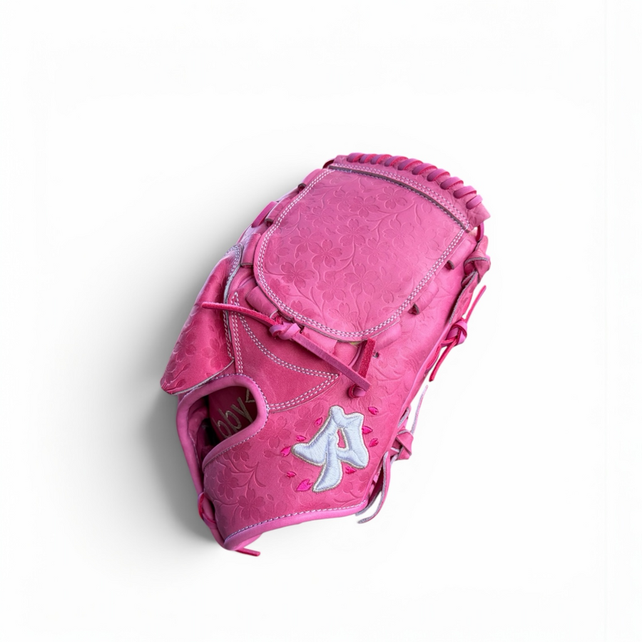 Sakura Pitcher Glove