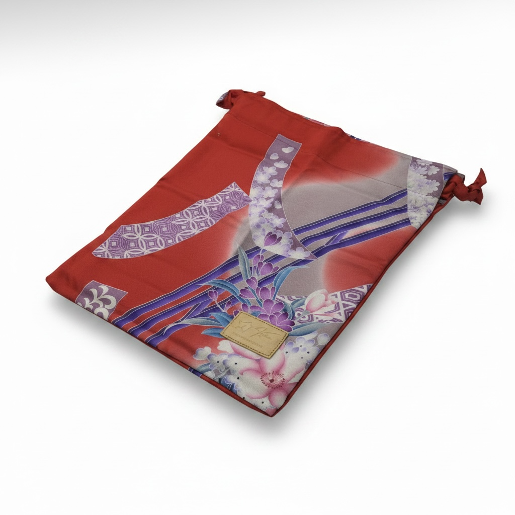 Kimono Reborn Glove Bag
